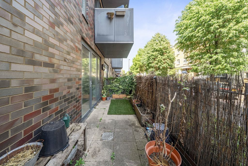 Property photo 3 of 13