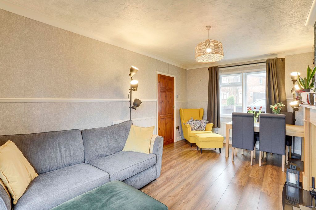 Property photo 3 of 21