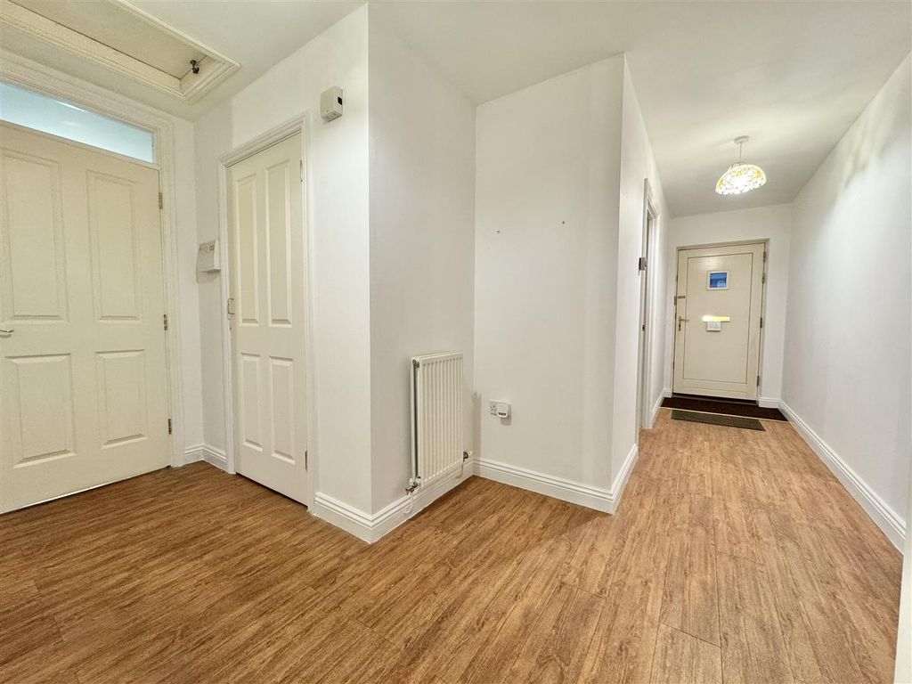 Property photo 2 of 10 Img_0526.Jpeg