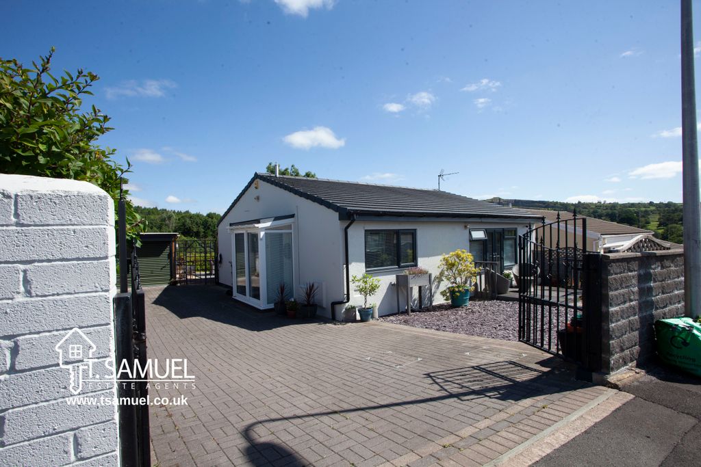 Property photo 1 of 35 Img_8461.Jpg