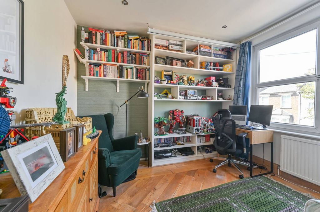 Property photo 1 of 15