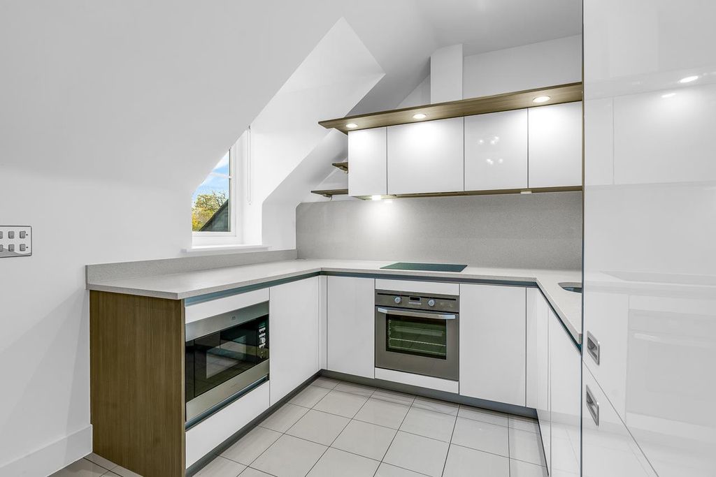 Property photo 2 of 15 Internal-Small-12.Jpg