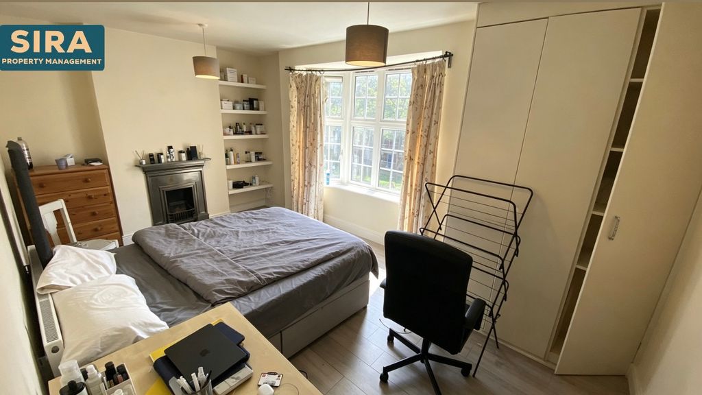 Property photo 1 of 4