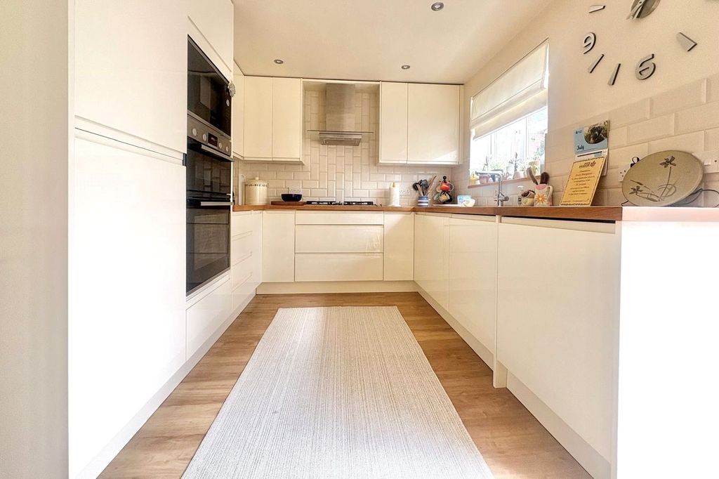 Property photo 2 of 16 Picture No. 07