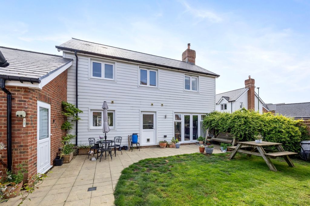 Property photo 3 of 21