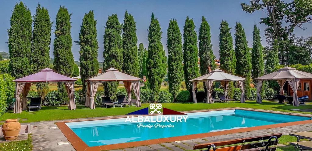 Property photo 3 of 44