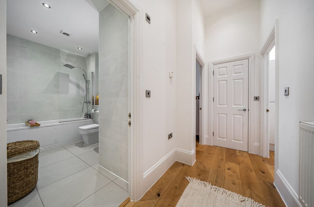 Property photo 2 of 14 1421634-2-69Aabb0...