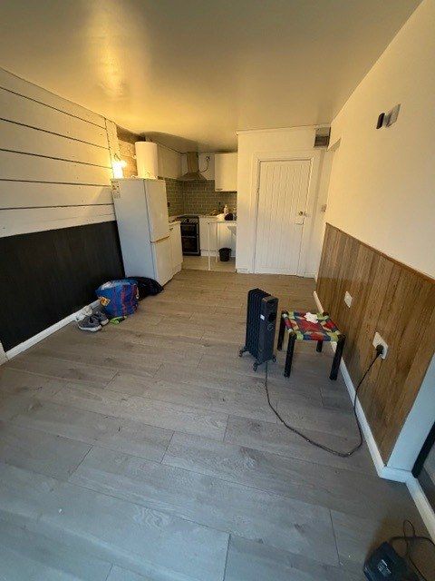 Property photo 2 of 5 Gallery