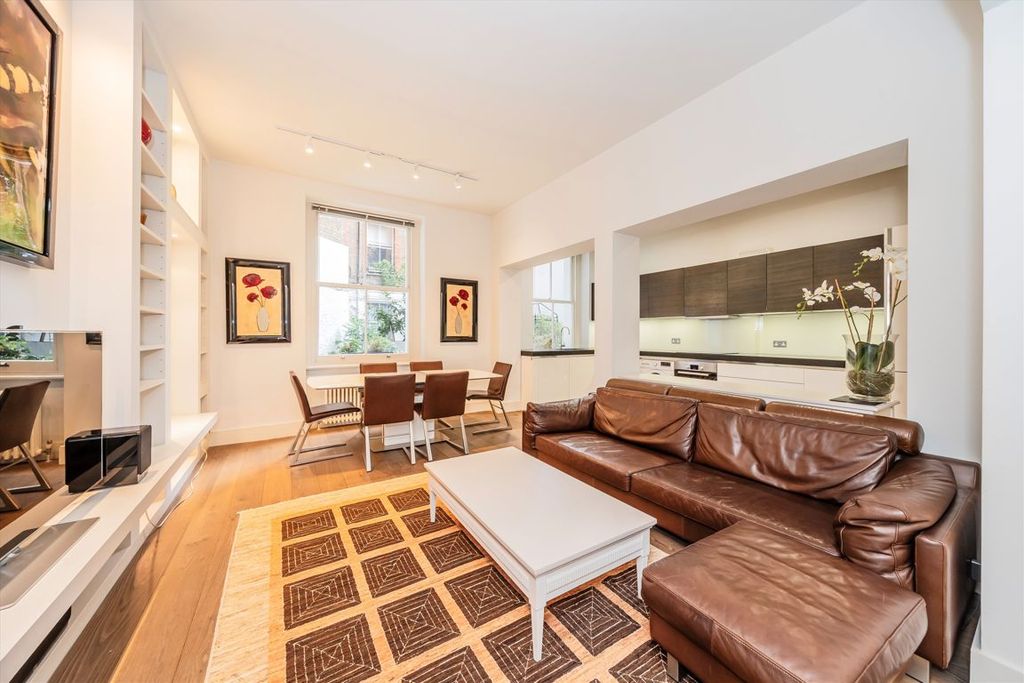 Property photo 2 of 7