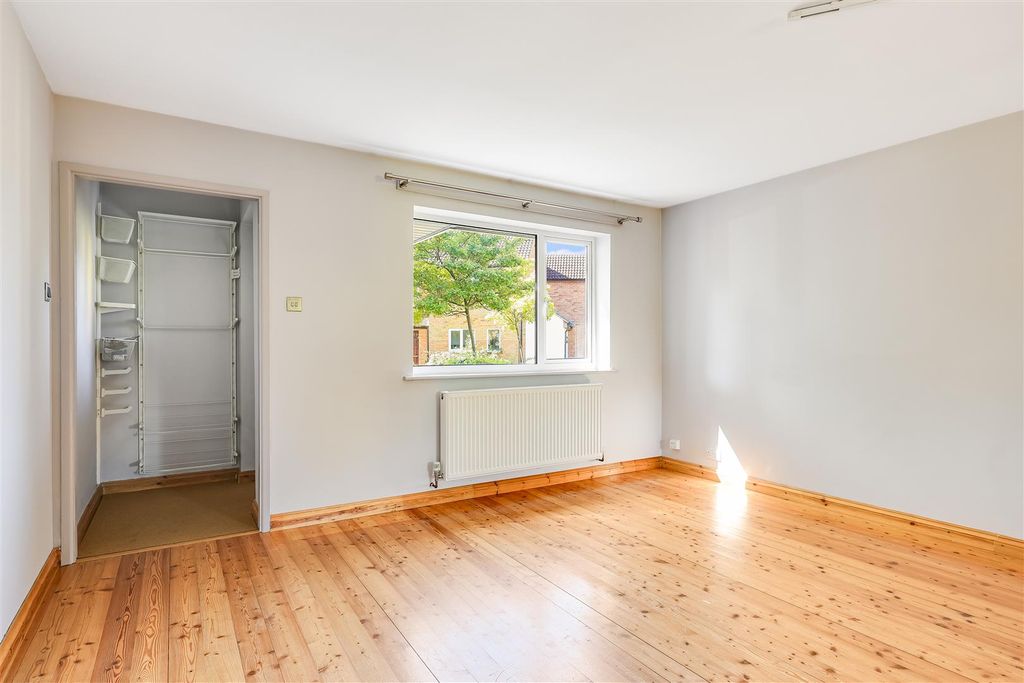 Property photo 3 of 13 Img (11).Jpg