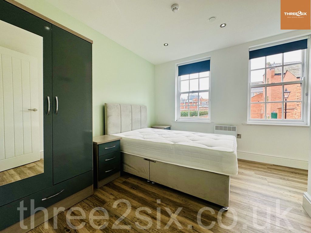 Property photo 3 of 6 Gallery