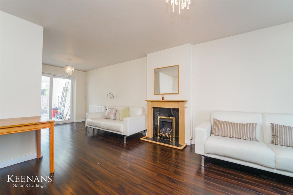 Property photo 3 of 28 2.Jpg