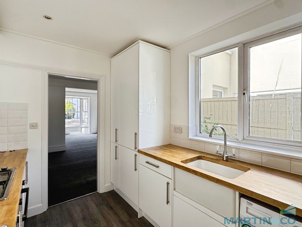 Property photo 3 of 12 Edf69d96--4DC9-A842-E8A7F7E7D1C1-33392-0000103Fdb8