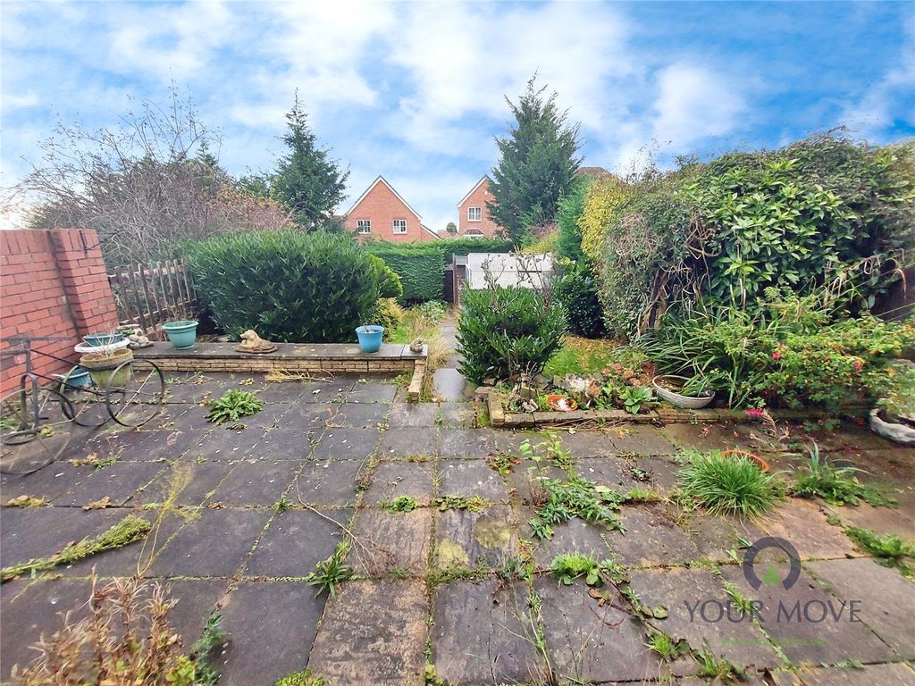 Property photo 2 of 7 Garden