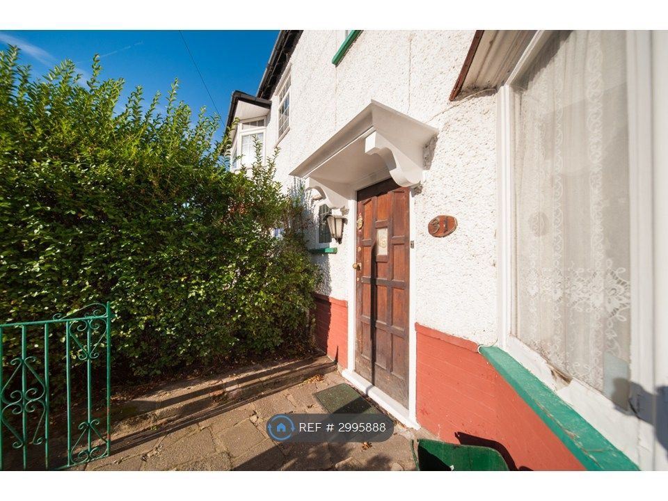 Property photo 3 of 13