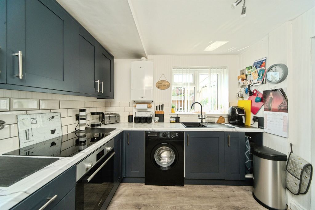 Property photo 3 of 16