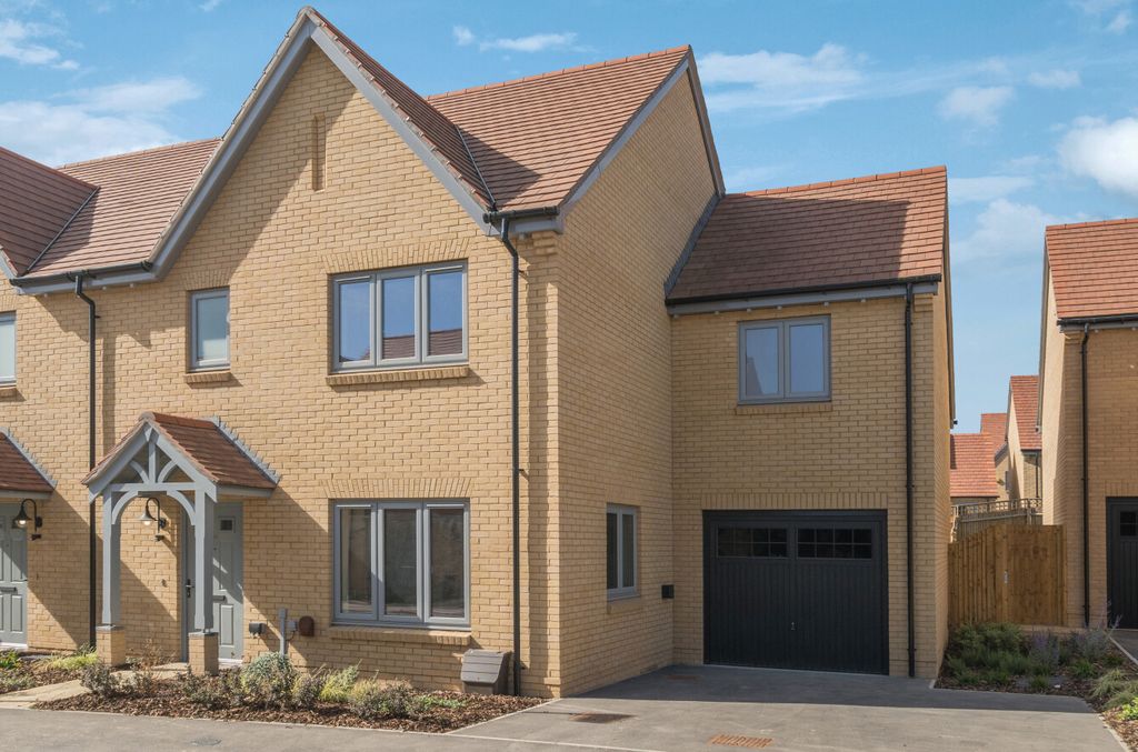 Property photo 1 of 15 1523925-31-1A0c94...