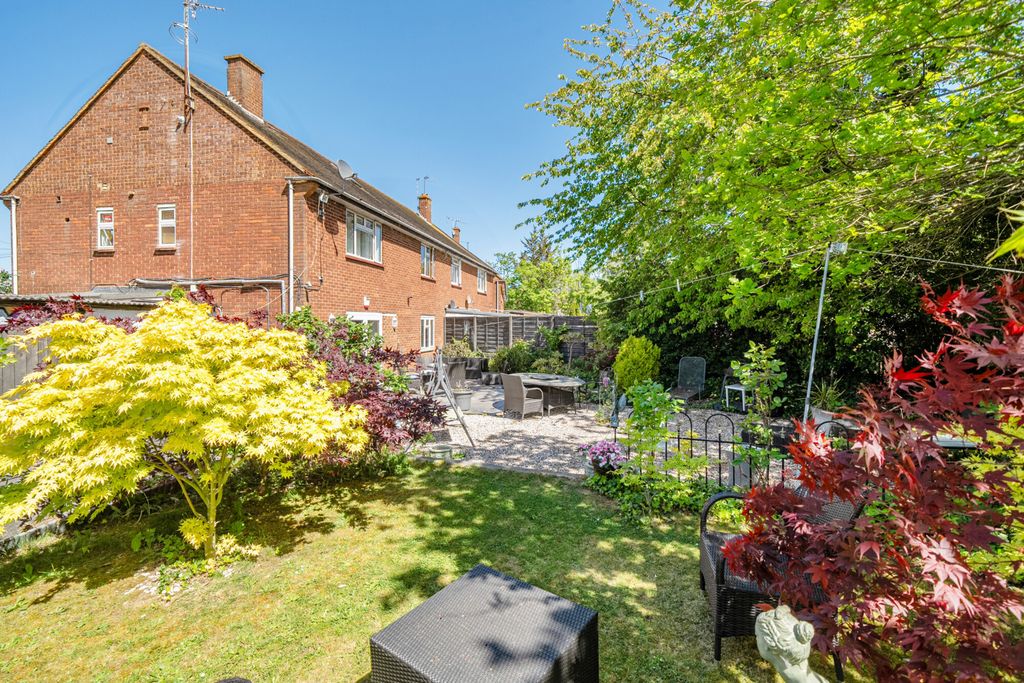 Property photo 3 of 17 1452582-18-69F1Fd...