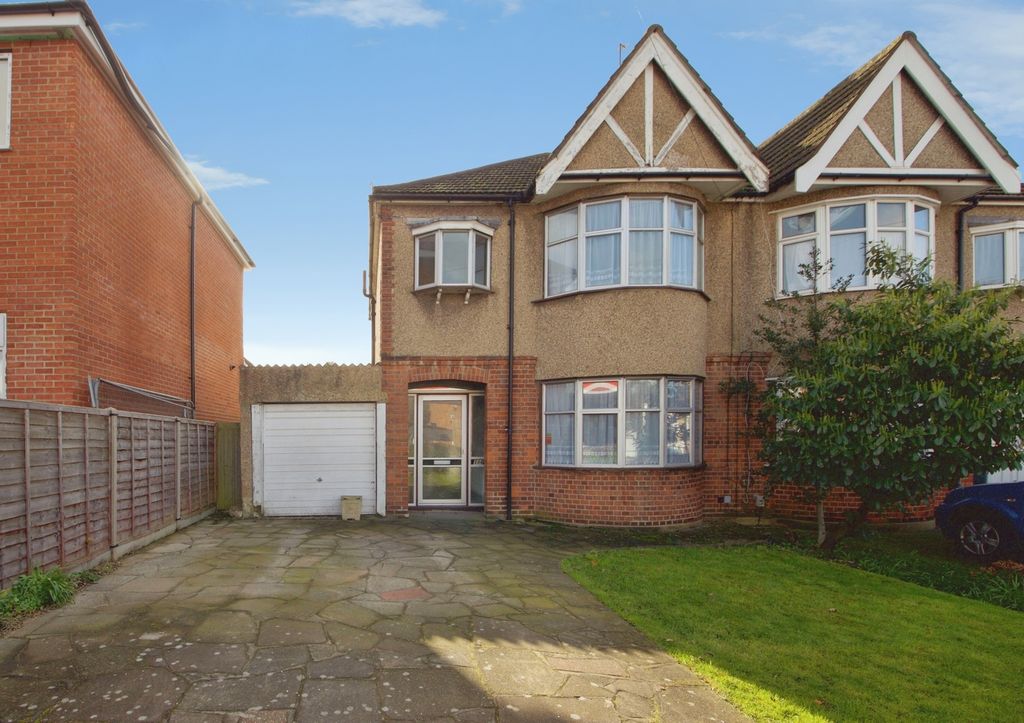Property photo 1 of 15 Pbox-Img.Jpg