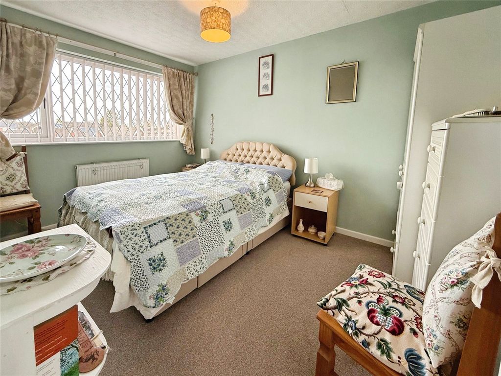 Property photo 2 of 21 Bedroom 1