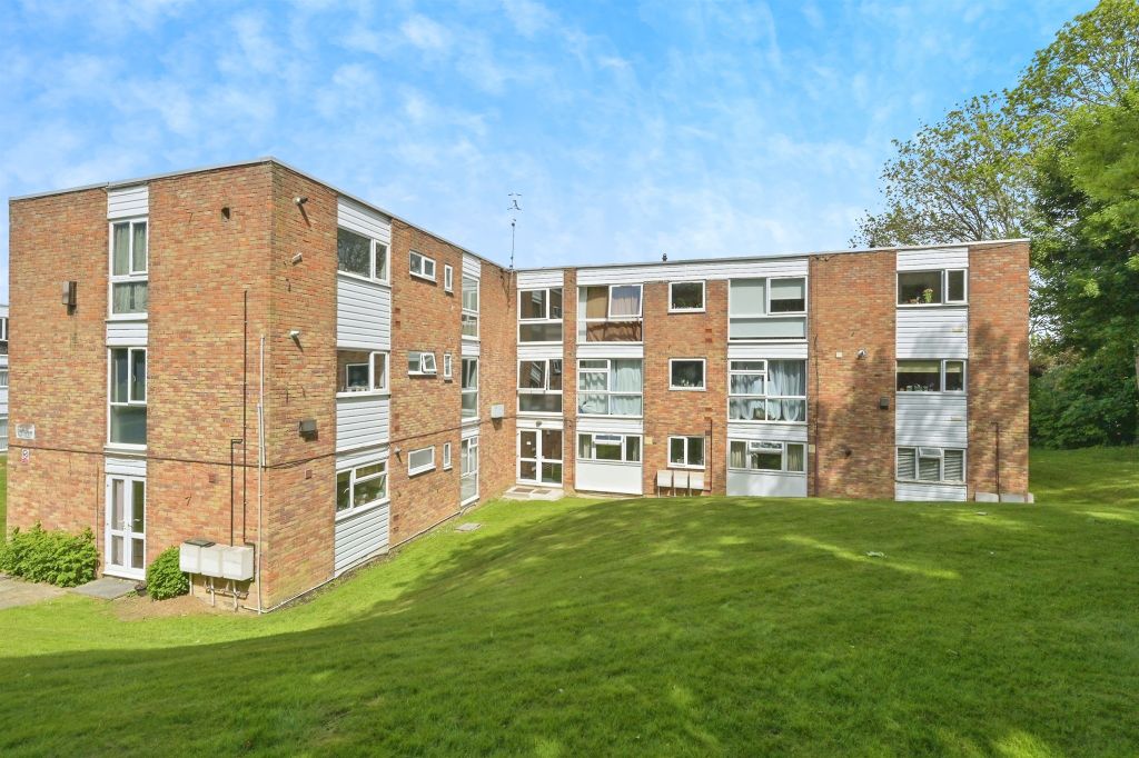 Property photo 1 of 17