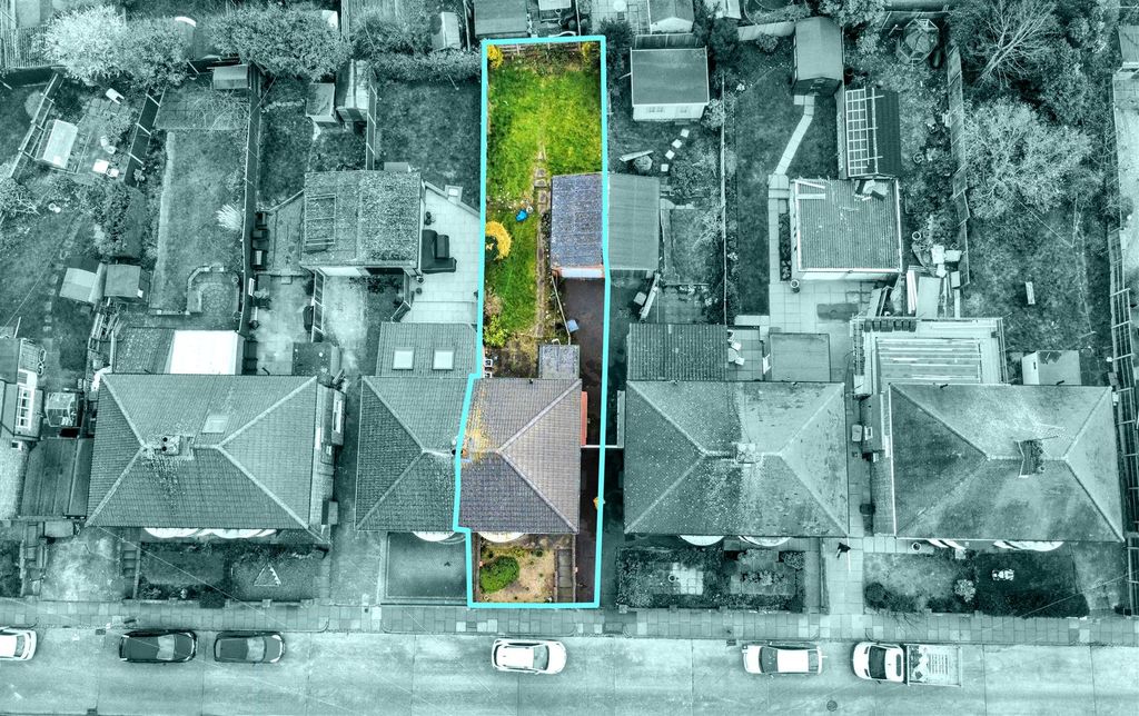 Property photo 2 of 19 1000079837.Jpg