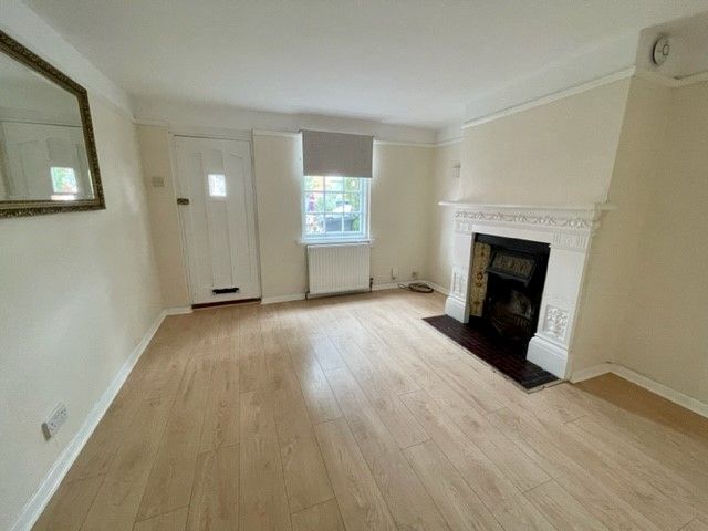 Property photo 2 of 15 Photo 02