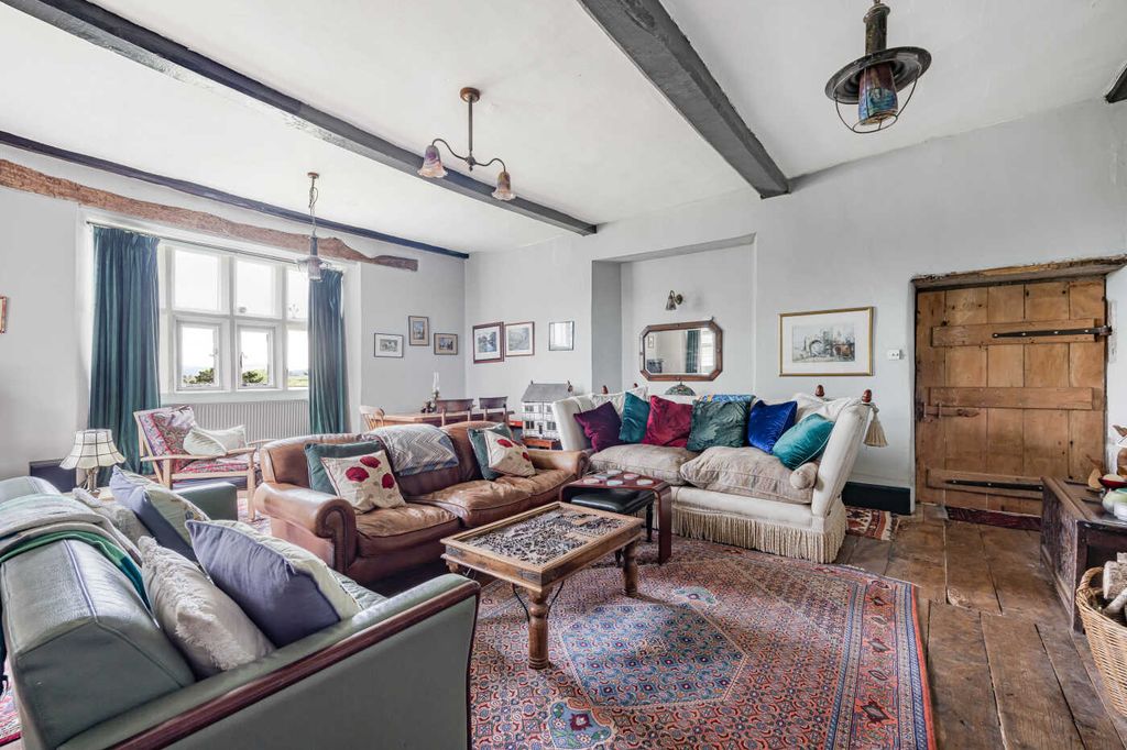 Property photo 3 of 41 6_78085