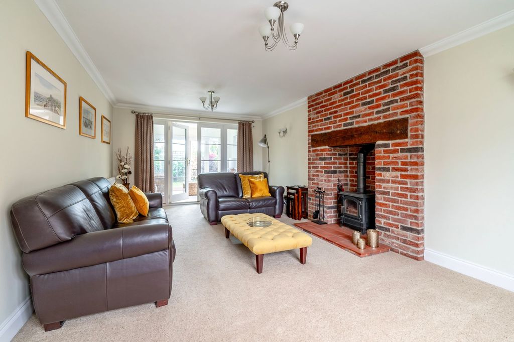 Property photo 3 of 22