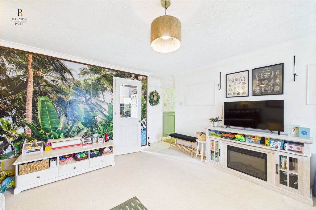 Property photo 3 of 15 Picture No. 06