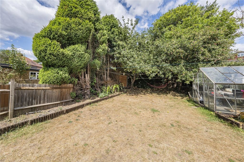 Property photo 2 of 12 Picture No. 16