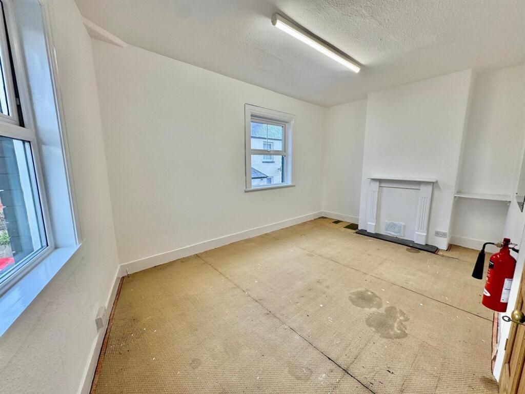 Additional image 20 of 1 bed flat for sale4, Glendower Buildings Church Street, Glan Conwy, Conwy LL28