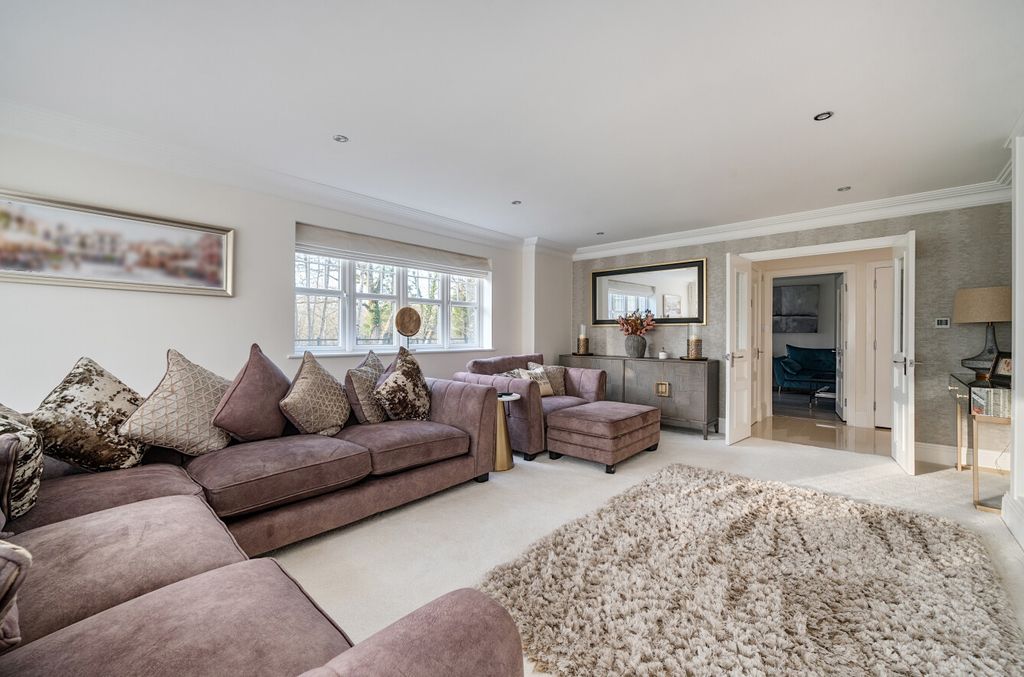 Additional image 12 of 6 bed detached house for saleHeather Lane, Up Nately, Hook RG27