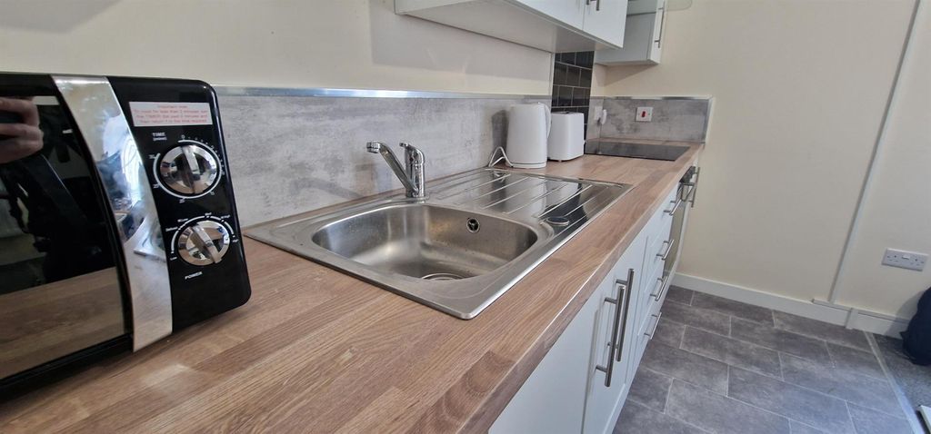 Property photo 3 of 5 20241018_102032_Resized.Jpg