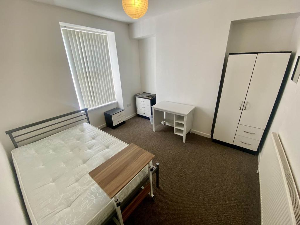 Property photo 1 of 18 Img_7008