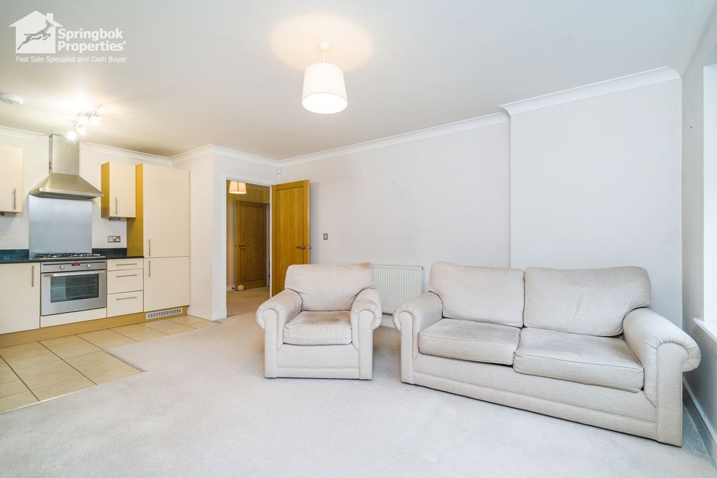 Property photo 3 of 16 Image 2