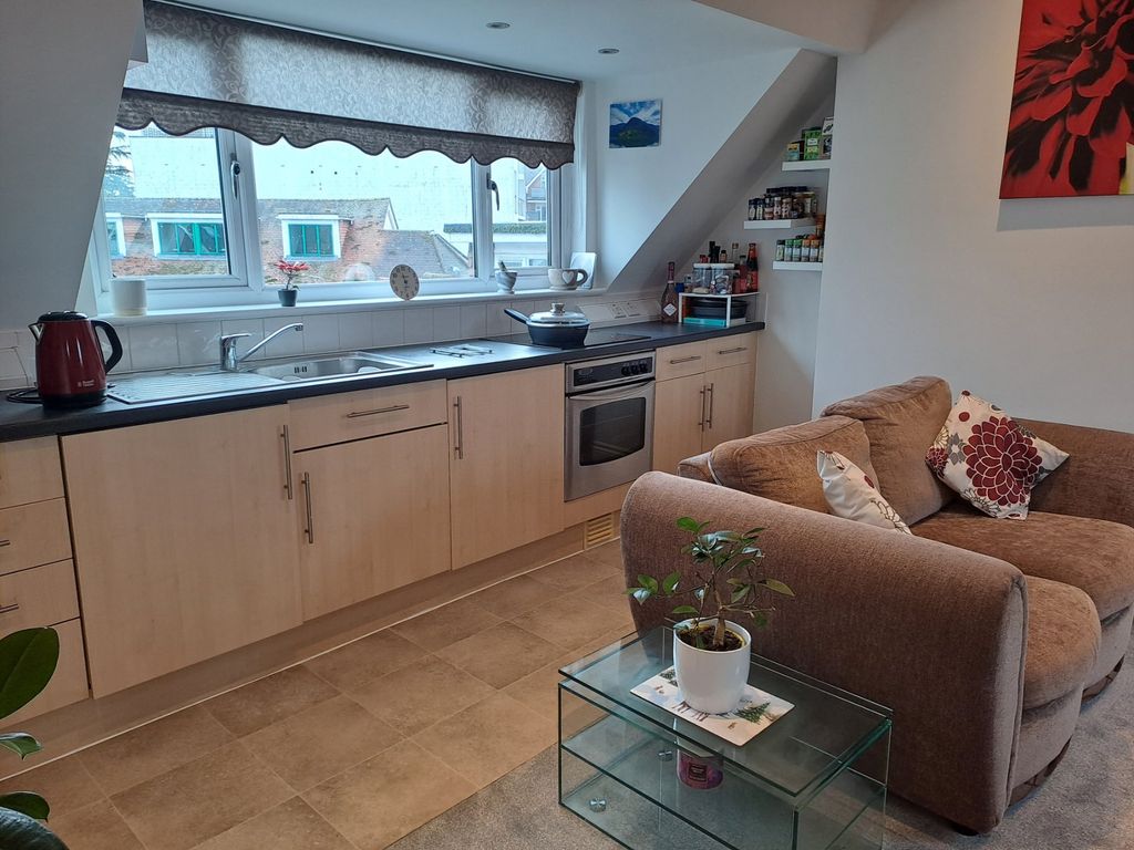 Property photo 2 of 10 Picture No. 05