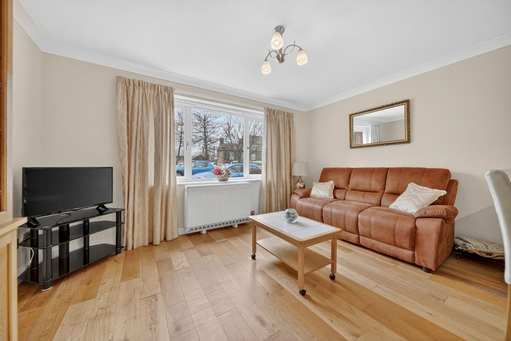 Property photo 3 of 12 Picture No. 13