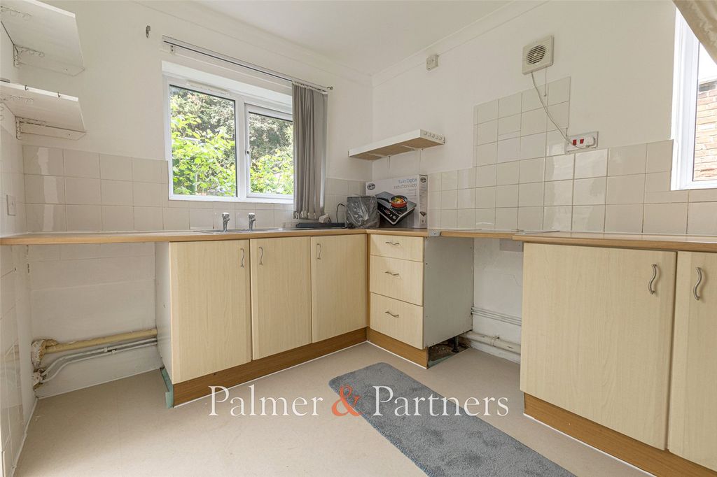 Property photo 2 of 9 Picture No. 07