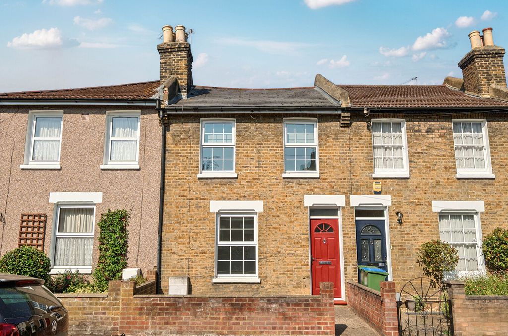 Property photo 1 of 19 1488141-17-6A5899...