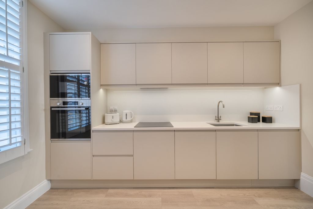 Property photo 2 of 15 1363768-11-68E3E3...