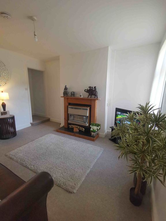 Property photo 3 of 7