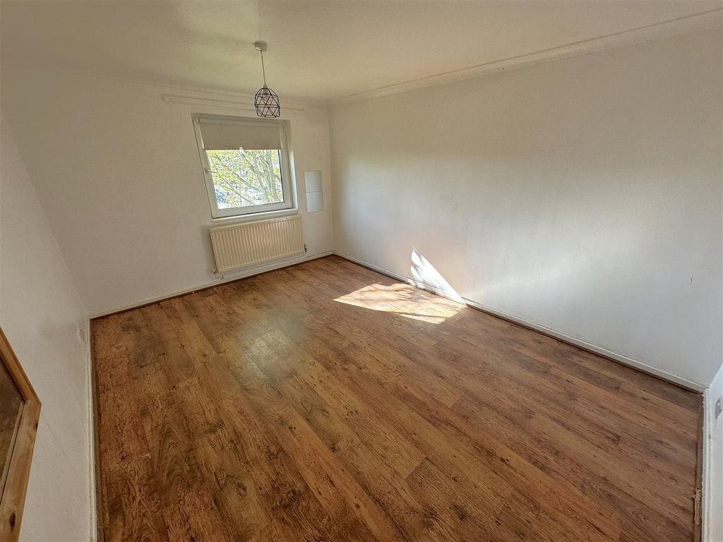 Additional image 9 of 3 bed flat for saleOrkney Walk, Corby NN17
