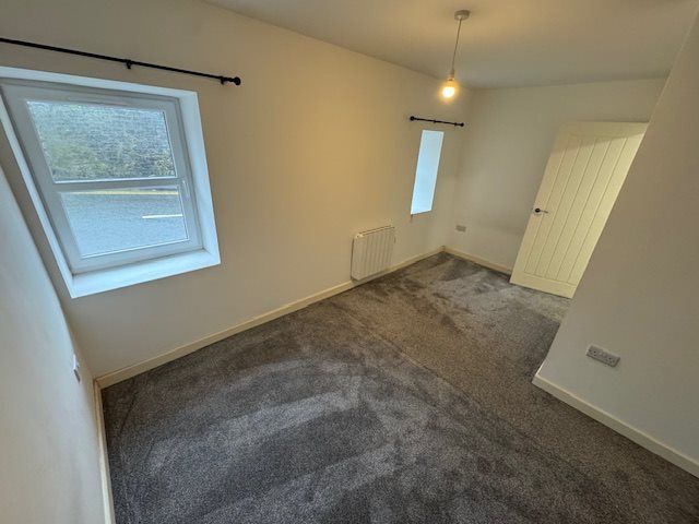 Property photo 3 of 4 Img_6952