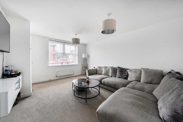 Property photo 2 of 18