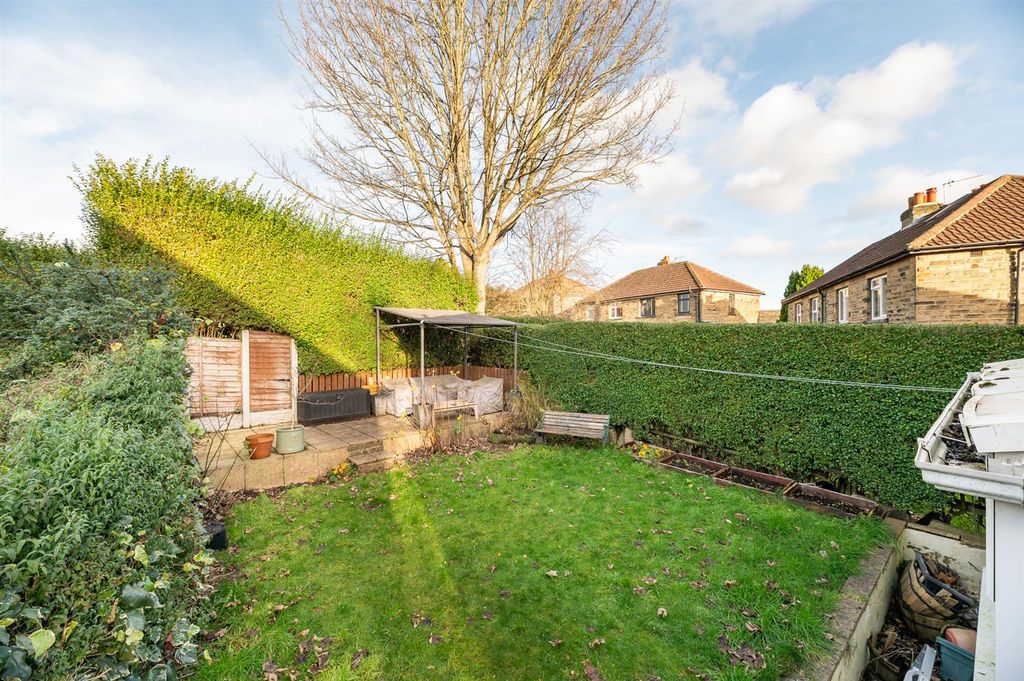 Property photo 2 of 26 Rear Garden