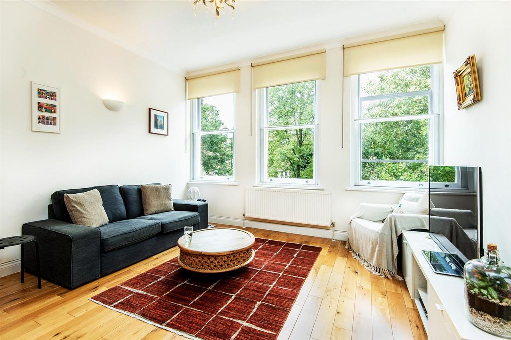 Property photo 2 of 12 41082_Hi-Res(10).Jpg