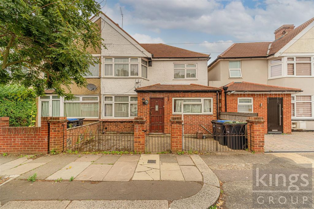 Property photo 1 of 17