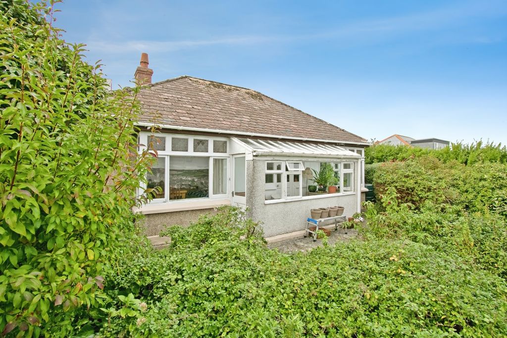 Property photo 1 of 14 Pbox-Img.Jpg