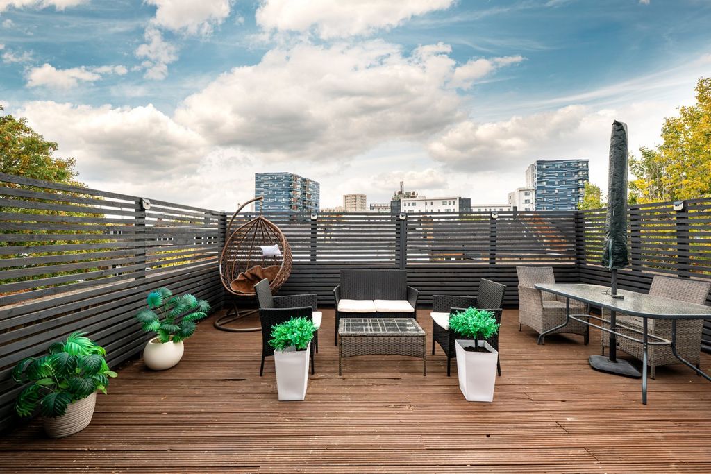 Property photo 3 of 15 Picture No. 07